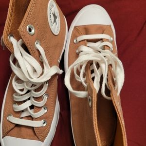 Converse Lug Sole Women's Size 9